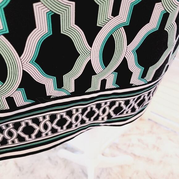 WHITE HOUSE BLACK MARKET GEOMETRIC TEAL/BLACK SHIFT DRESS SIZE SMALL - Picture 6 of 7